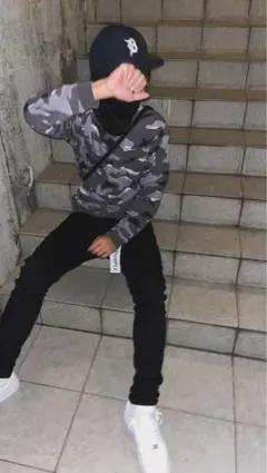 スエットトレーナー