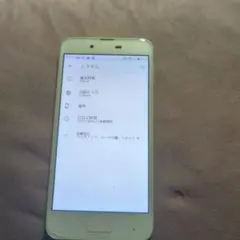 au SHV40 SIMフリーではありません。
