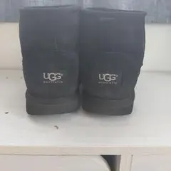 UGG Australia ムートンブーツ ブラックのサムネイル