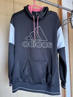 adidas フード付きパーカー M 黒/ピンク美品