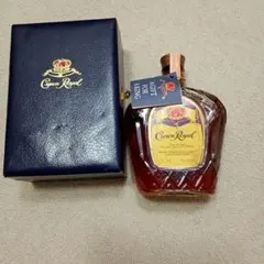 クラウンローヤル1973年Crown Royal 750mlのサムネイル