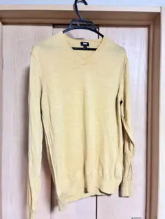 UNIQLO メンズ　Vネックセーター
