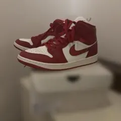 Nike Air Jordan 1 Mid-SE 11