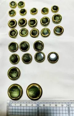 Item thumbnail for item b37c2de2-6aa5-4220-b4de-e50263d5ee11