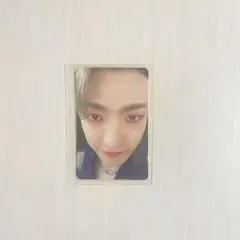 ateez wonderwall 8m1t トレカ　ホンジュン 2026年最新】ホンジュン wonderwallの人気アイテム - メルカリ