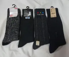 【新品】ユニクロ ソックス他 メンズ 黒系 4足セットのサムネイル
