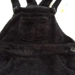 黒いフリースオーバーオール 半ズボン