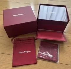 【ジャンク品】Salvatore Ferragamo フェラガモ腕時計レディースのサムネイル