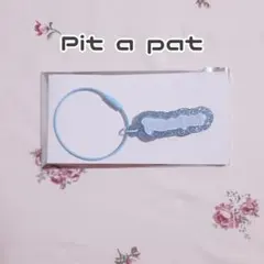 アクリルキーリング カミュ - メルカリ
