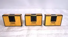 新品未使用　FENDI Eau de Parfum 5ml ミニ香水 3点セットのサムネイル