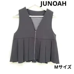 グレーのVネックプリーツベスト ジレ