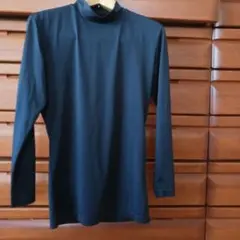 アディダスアンダーシャツ