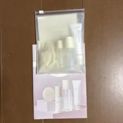 ONLY MINERALS Nude スキンケアトライアルセットのサムネイル