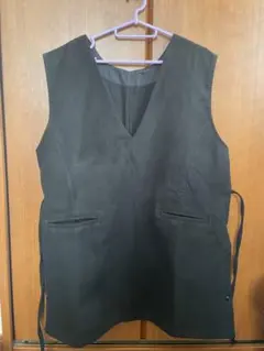Vネックベスト BLACK フリーサイズ