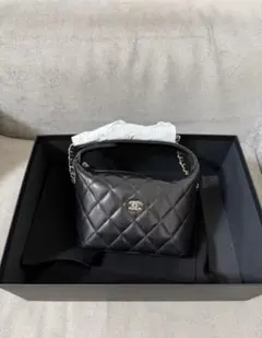 2026年最新】シャネルホーボーバッグの人気アイテム - メルカリ