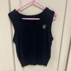 COMME CA ISM 黒 Vネックベスト 110センチ