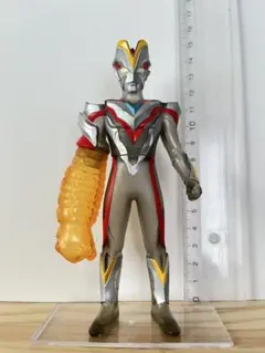 ウルトラヒーローシリーズ ウルトラマンノア ソフビ リペイント - メルカリ