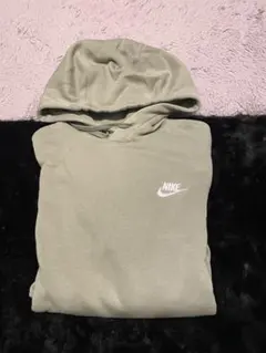 Nike オリーブグリーン フード付きパーカー
