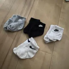 ベビー靴下 ナイキ 4足セット