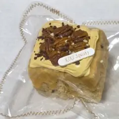 kikisquishy くるみ　パン　純泥風　Mサイズ