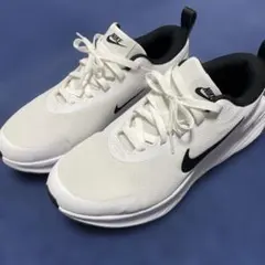 Nike プロミナホワイトスニーカー