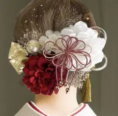 愛らしい髪飾り 結婚式 卒業式 成人式 ウエディング 和装髪飾り