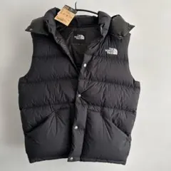 新品未使用　フード有りノースフェイス　ダウンベスト　L