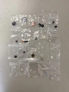 多種類のボタンセット