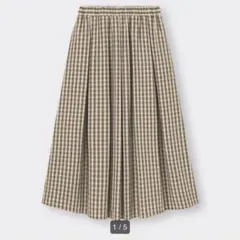 【値下げ中】美品 GU タックフレアミディスカート M