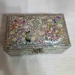 寄木細工の装飾ボックス　螺鈿(ラデン) 大変重厚　宝石箱　金庫　箱 寄木細工の装飾ボックス 螺鈿(ラデン) 大変重厚 宝石箱 金庫 箱