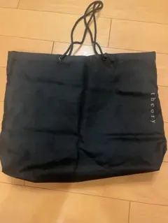 theory セオリー　トートのサムネイル