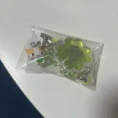 サンリオ　シークレットクローバーストラップ　マシュマロみたいなふわふわにゃんこ