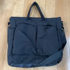 UNIQLO C 2WAYユーティリティバッグ　黒のサムネイル