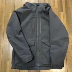 ユニクロ ハイブリッドダウンパーカー M