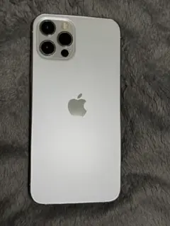 Apple iPhone 12 Pro シルバー 画面にひびあり