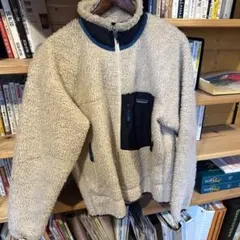 Patagonia フリースジャケット ベージュ