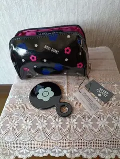 MARY QUANT ポーチ ミラー付きセットのサムネイル