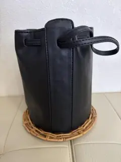 新品　アラログ×黒レザー巾着バッグ