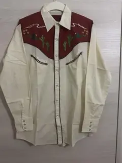 【古着】ウエスタンシャツ 刺繍入り 長袖 アイボリー/赤 Mサイズ