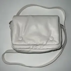 H&M ショルダーバッグ　ホワイト