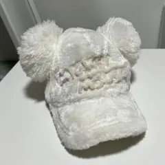 ディズニー ミッキーマウス ポンポン付き　白　もこもこ　キャップ　ファンキャップ