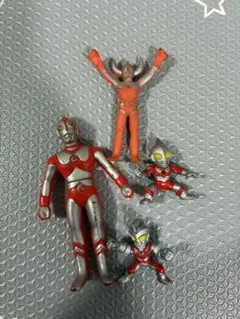 ウルトラマンフィギュア 4体セット　当時もの　レア