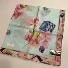 c*a様 新品レオナールのサムネイル