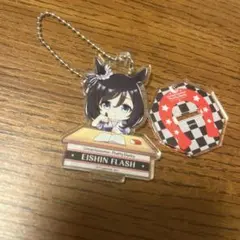 ウマ娘 上海コラボカフェ SD缶バッジ エイシンフラッシュ - メルカリ