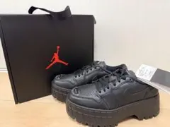 【新品未使用品】NIKE エアジョーダンブルックリン　LOW 23.5cmのサムネイル