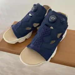 Reebok InstaPump Fury サンダル ネイビー　24のサムネイル