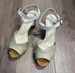 ヒール サンダル　ベージュ 23cm