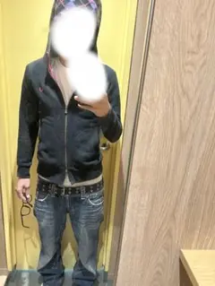 フレッドペリーパーカー