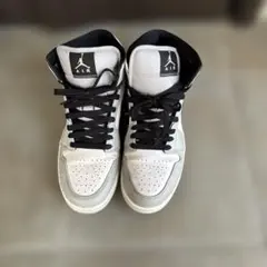 2025年最新】aJ1 low 26.5の人気アイテム - メルカリ