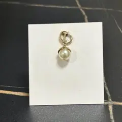 Christian Dior パール ピアス ゴールド　（片耳・キャッチなし）